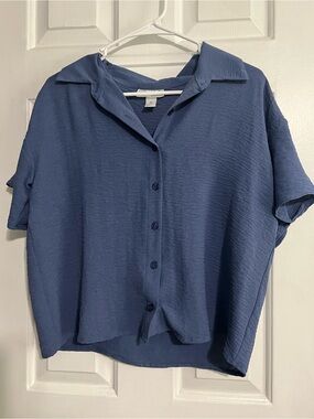 Women’s blouse
